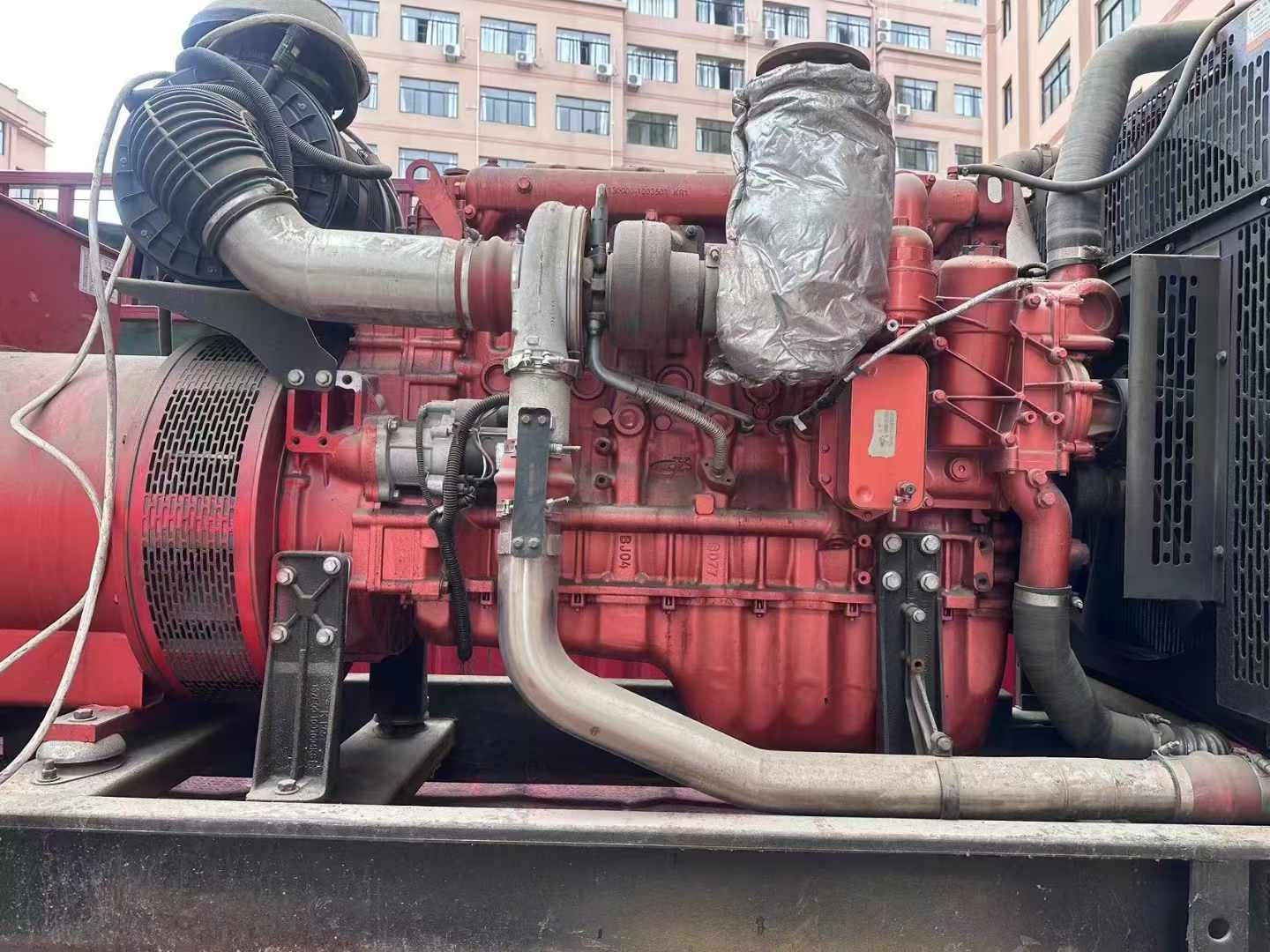 景宁如何选择适合 600kW 柴油发电机组的过载保护器？