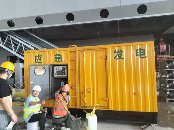 景宁怎样判断空气滤清器是否需要更换?